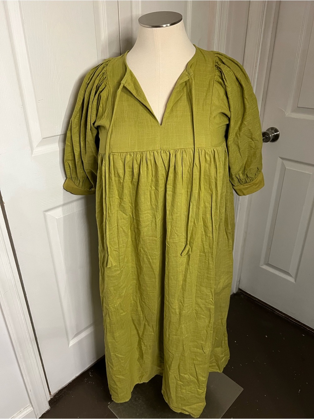 Olive Green Boho Maxi Dress size M Oversized Lagenlook Puff Sleeve Cottagecore